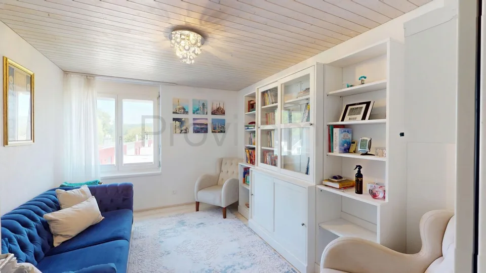 Merveille d'espace à Leuggern – Appartement-maisonnette en attique avec plus de 170 m² d'espace de vie – photo 10 sur 15