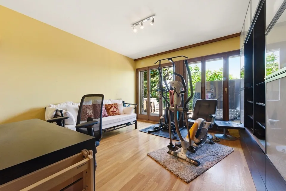 Elegance and Views: villa with lake view and absolute privacy – Foto 13 von 14