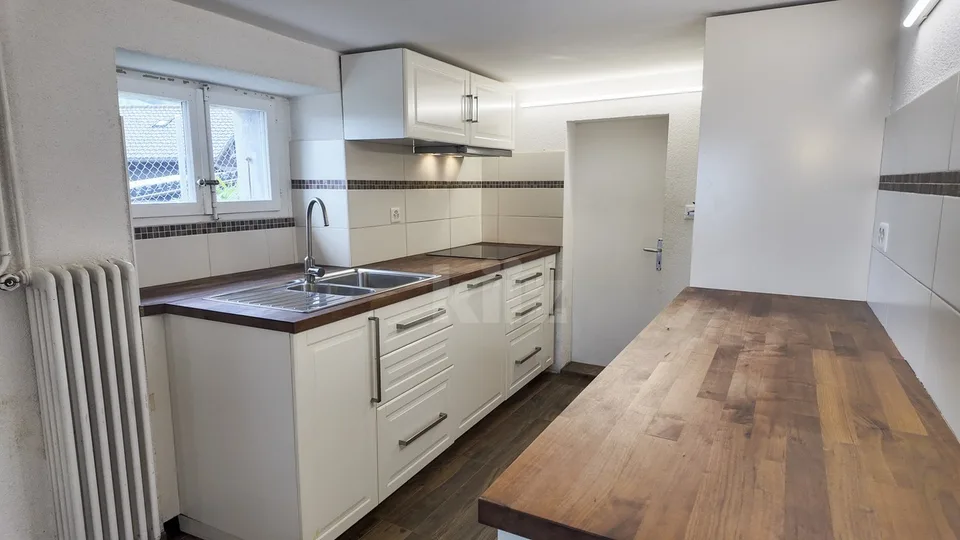 Charmanter kleiner Einfamilienhaus mit Garten