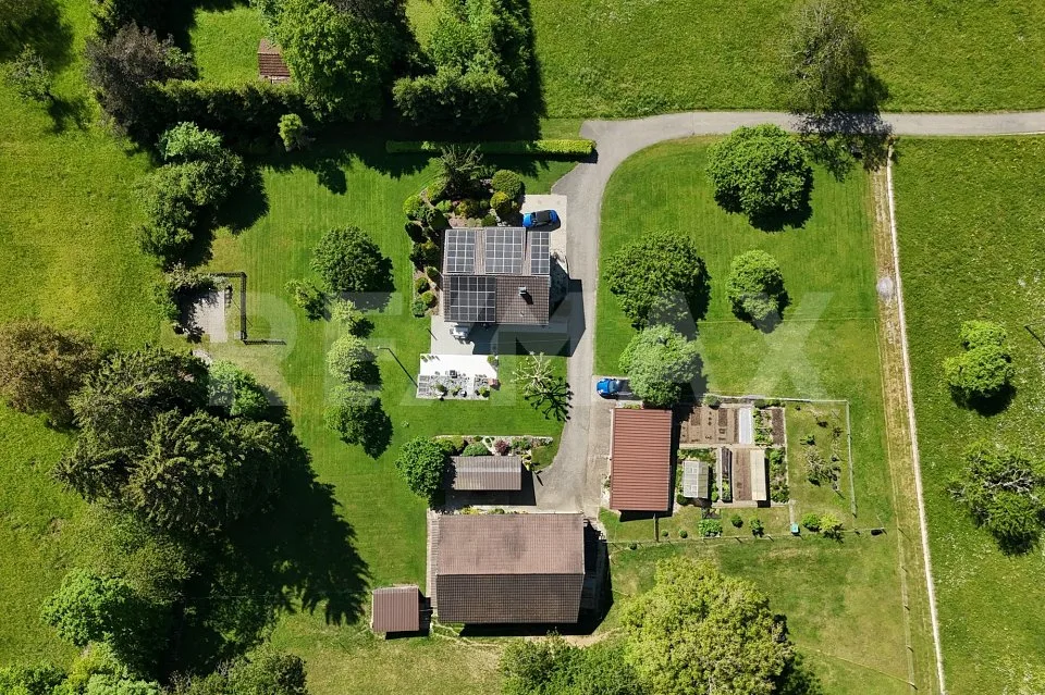 5'933 m² Connesso alla natura, autonomo, libero & senza disturbi Il tuo paradiso personale a Bad Zurzach
