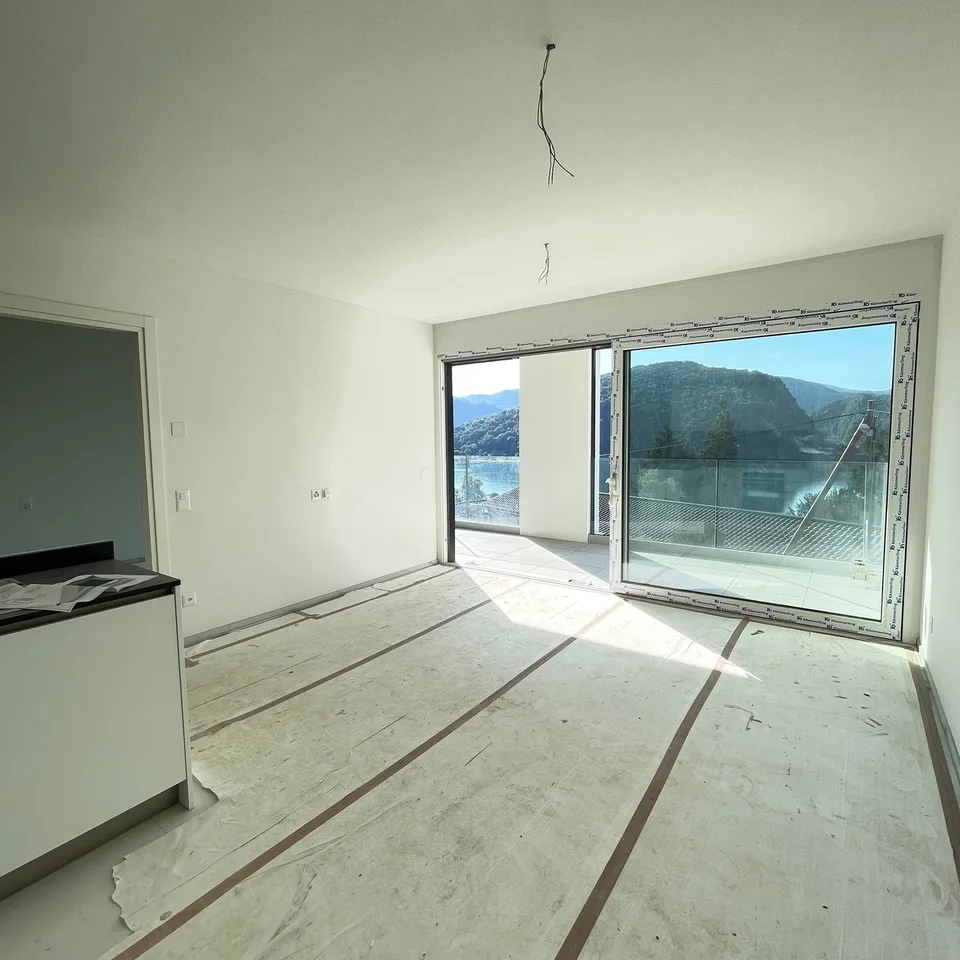 2.5 locali nuovo con terrazza vista lago