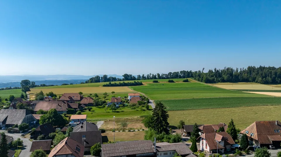 Ferme transformée en maison multifamiliale dans un lieu idyllique à Aetigkofen – photo 16 sur 16