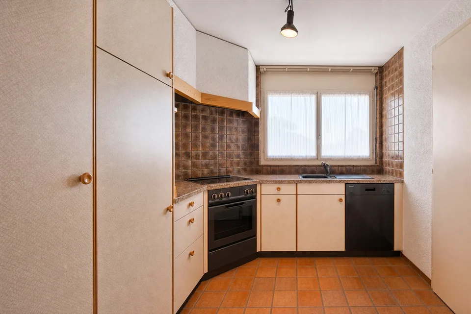 Ampio appartamento di 3,5 locali con grande potenziale in un quartiere ricercato