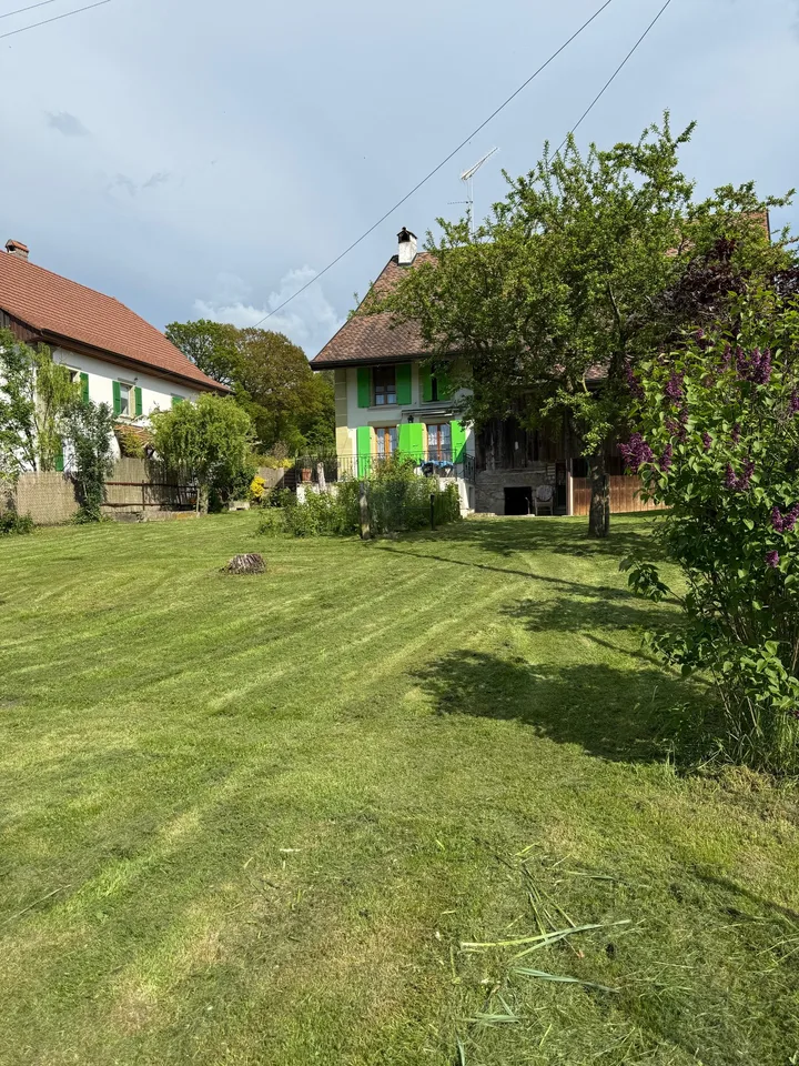 A 5 minutes de Payerne! A vendre ferme avec possibilité de créer plusieurs appartements