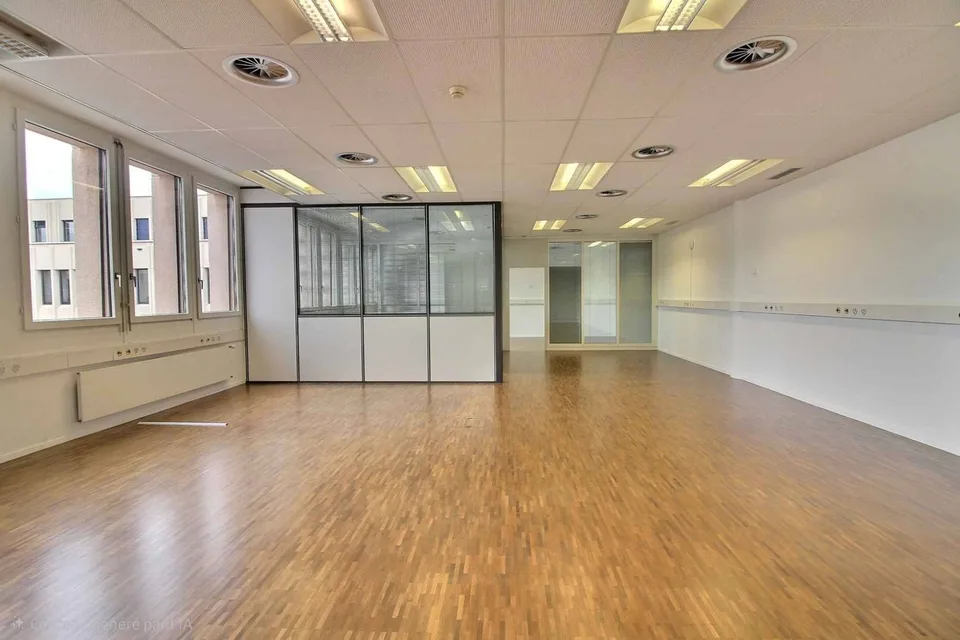 INVESTITIONSOBJEKT - SCHÖNE BÜROFLÄCHE VON 186 M2 VERMIETET