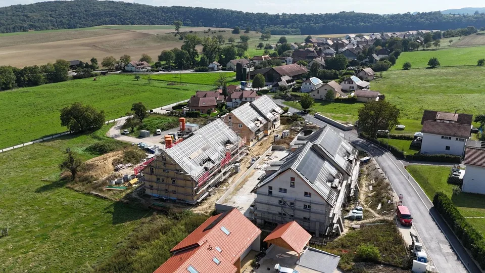 3,5 Zimmer neu in Orny, geräumig und lichtdurchflutet