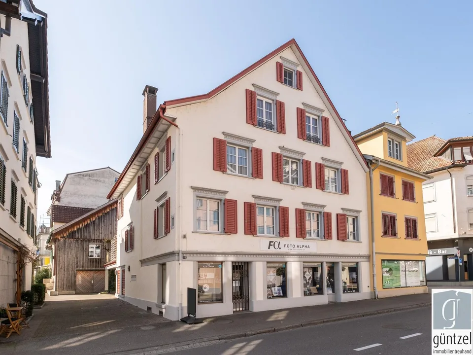 Attraktives Altstadthaus mit Ladengeschäft