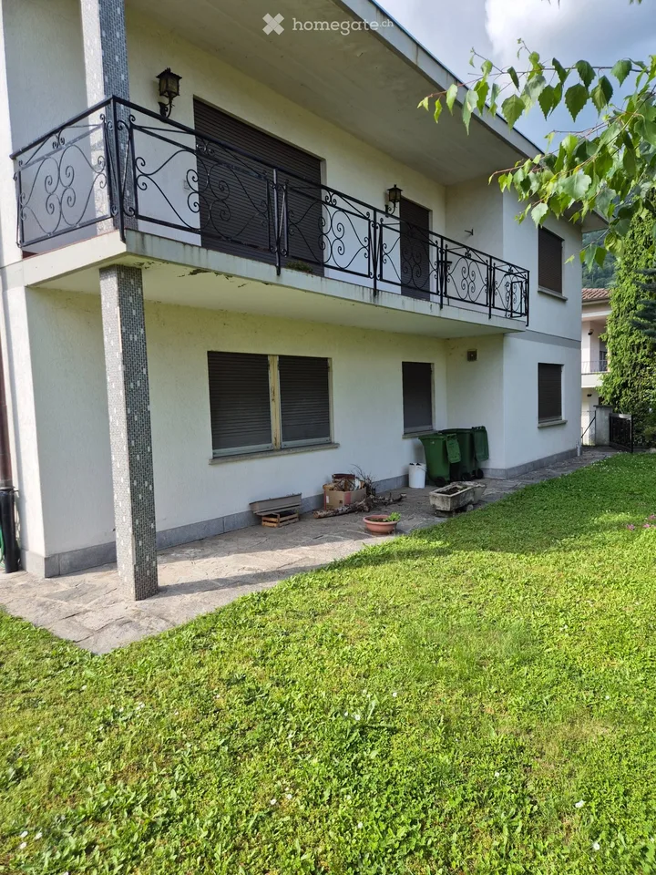 Zweifamilienhaus
