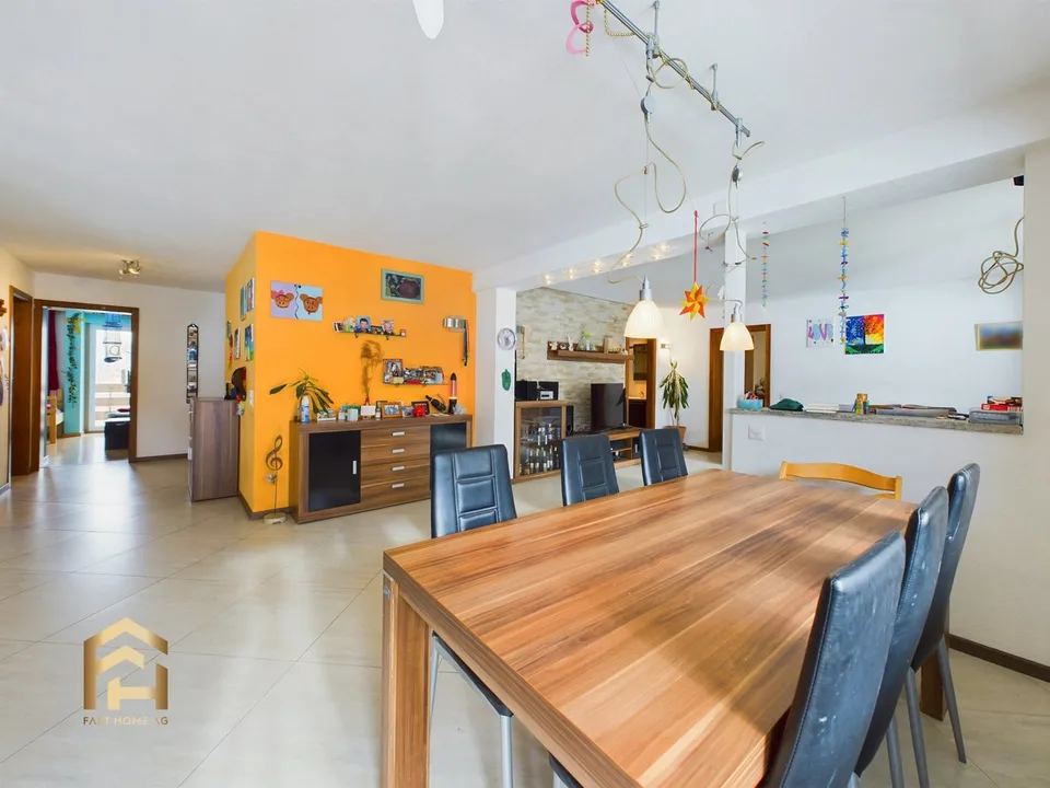 Grosszügige 6.5-Zimmer-Wohnung in Unterbäch