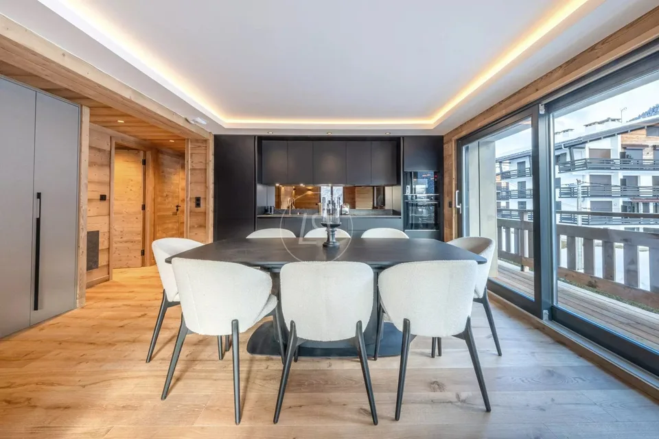 Prestigioso attico a duplex a Rochebrune, Megève