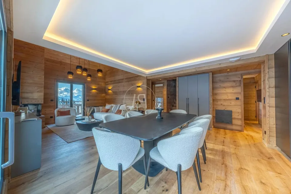 Prestigioso attico a duplex a Rochebrune, Megève