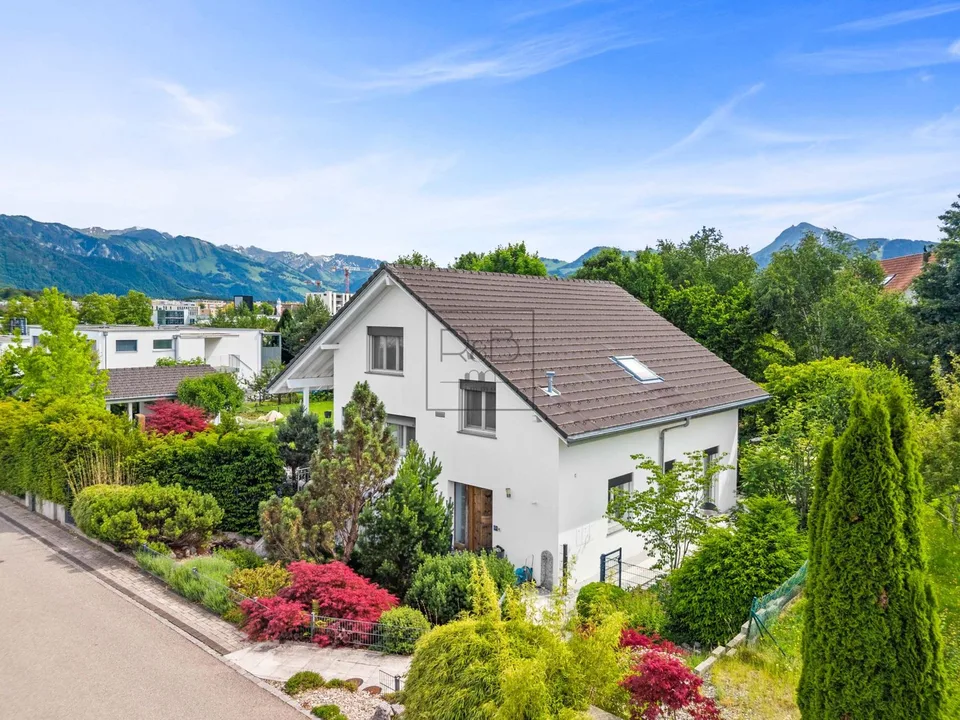 Sublimes Haus mit 6.5 Zimmern in Bulle – Foto 9 von 10