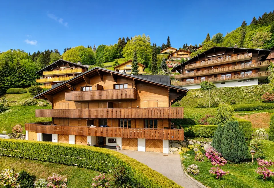 VILLARS-SUR-OLLON, VISTA ECCEZIONALE, AMPIO APARTAMENTO DI 3.5 LOCALI SOTTO TETTO