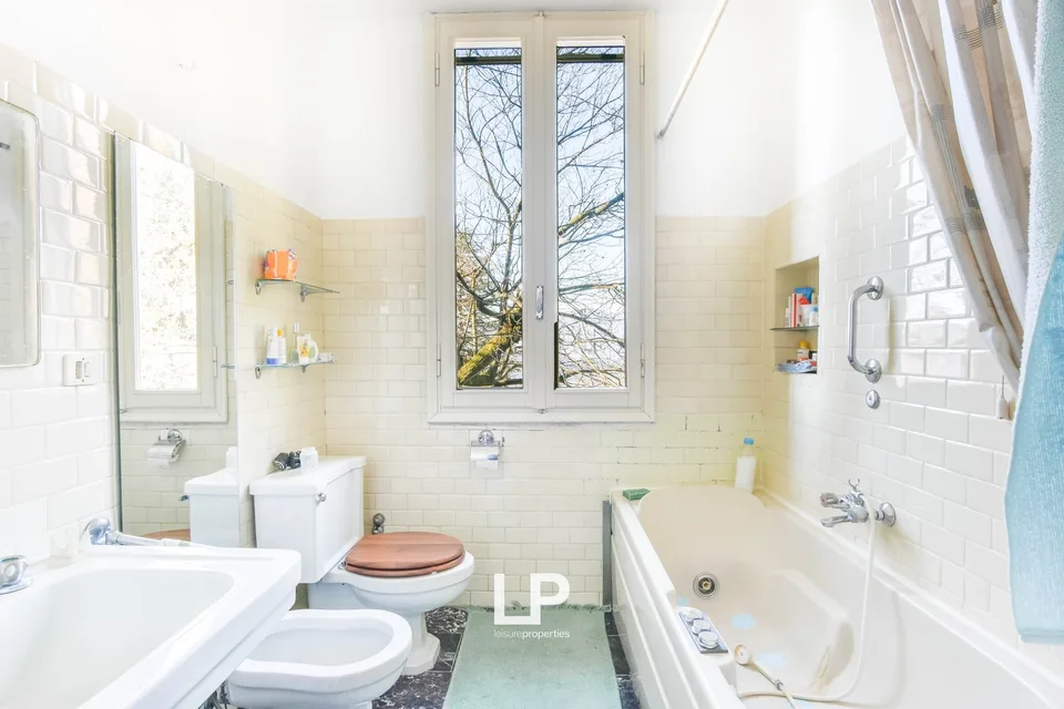 Villa mit Nebengebäude Cittiglio – Foto 21 von 30