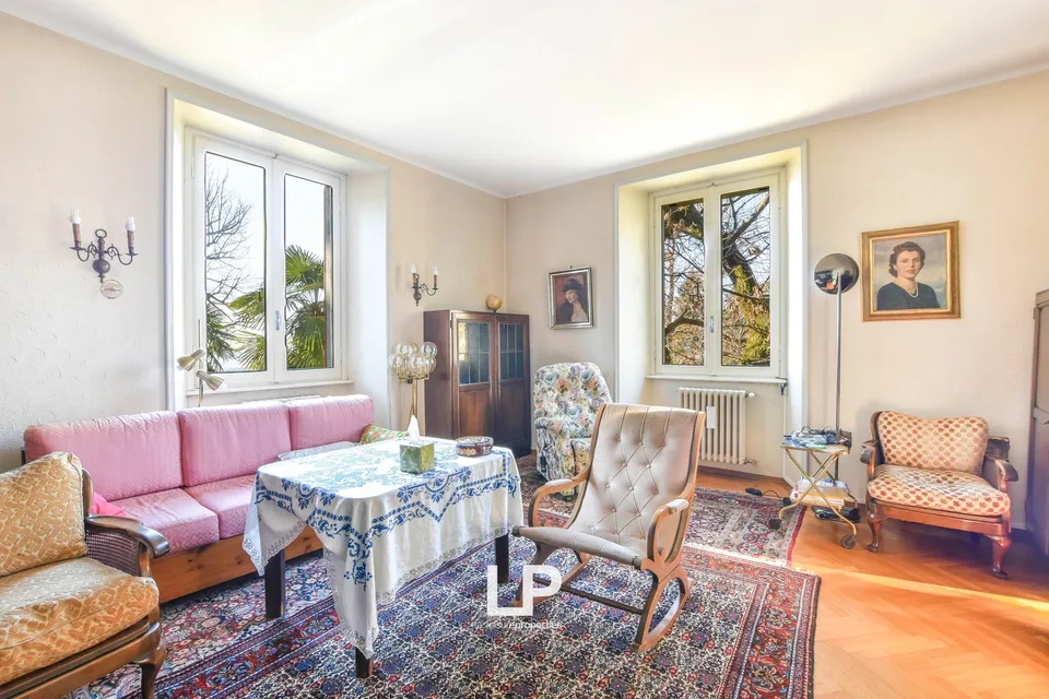 Villa mit Nebengebäude Cittiglio – Foto 19 von 30