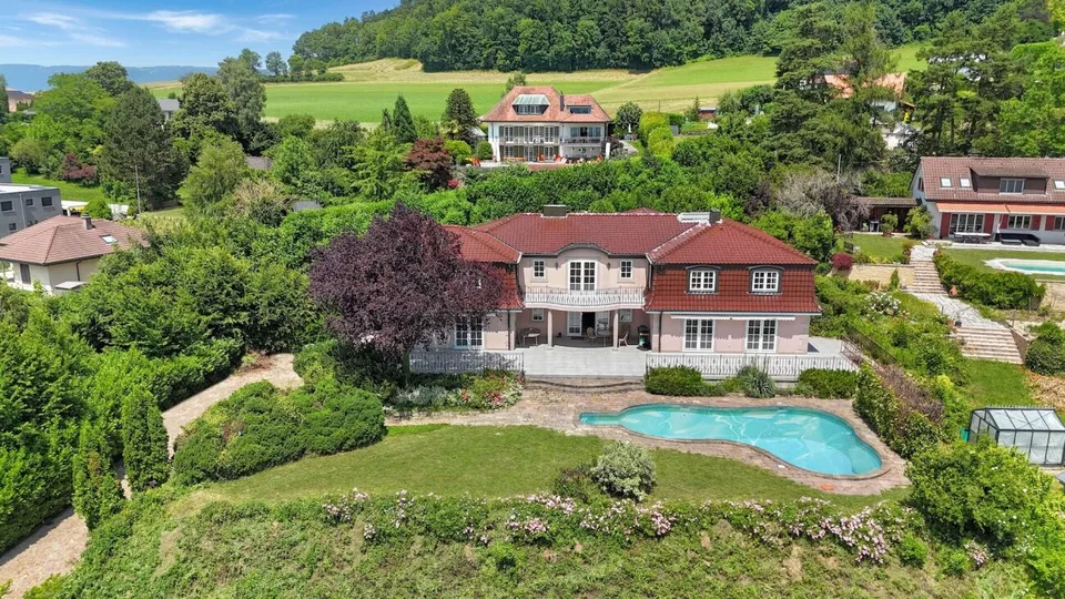 Villa esclusiva con vista sul lago e sulle Alpi - sulla pendice sud di Lugnorre