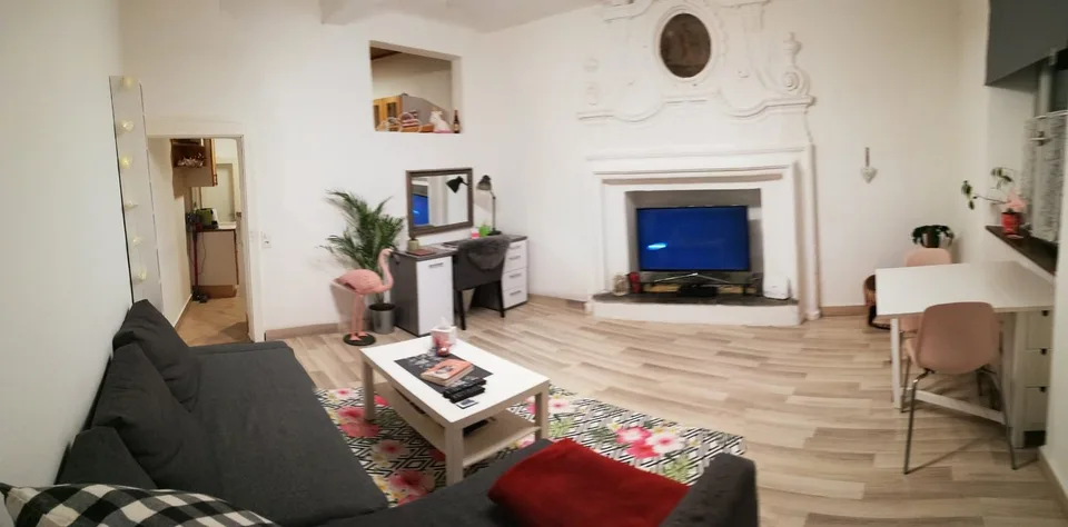 Maison historique plurifamiliale avec 3 appartements à Piazza Grande, Riva San Vitale – photo 7 sur 8