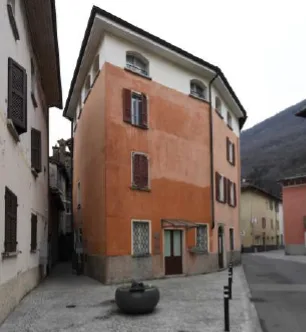 Historisches Mehrfamilienhaus mit 3 Wohnungen in Piazza Grande, Riva San Vitale