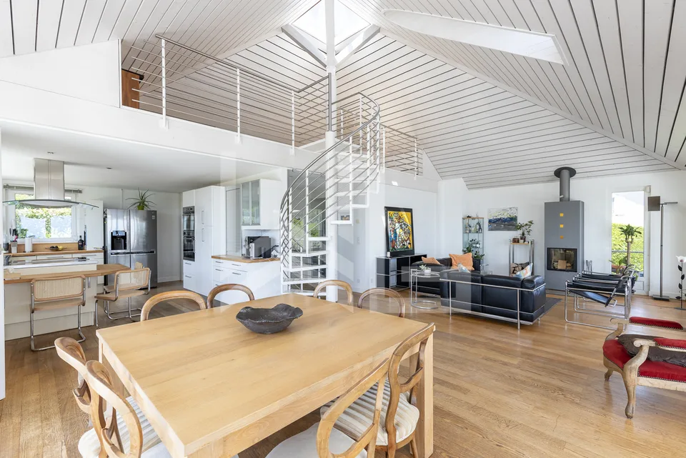 Superbe propriété contemporaine avec vue panoramique