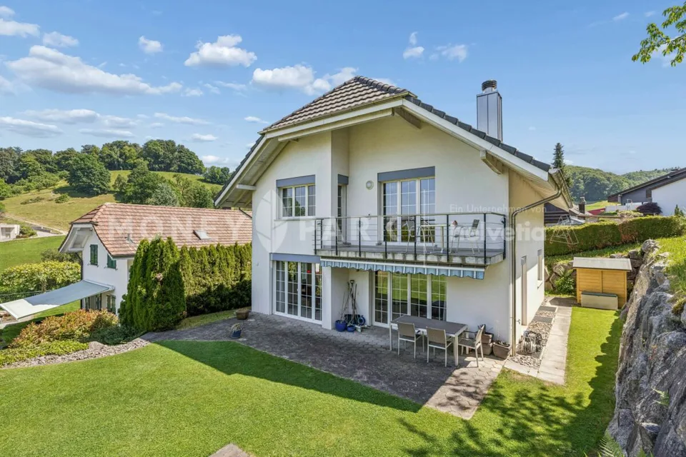 5.5-Zimmer-Einfamilienhaus mit Privatsphäre, Garten und Platz zum Leben