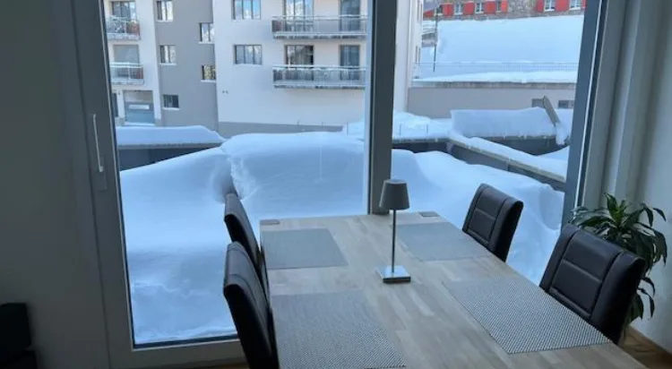 Charmante 2.5-Zimmer-Wohnung mit Bergblick in Flums – Foto 8 von 9
