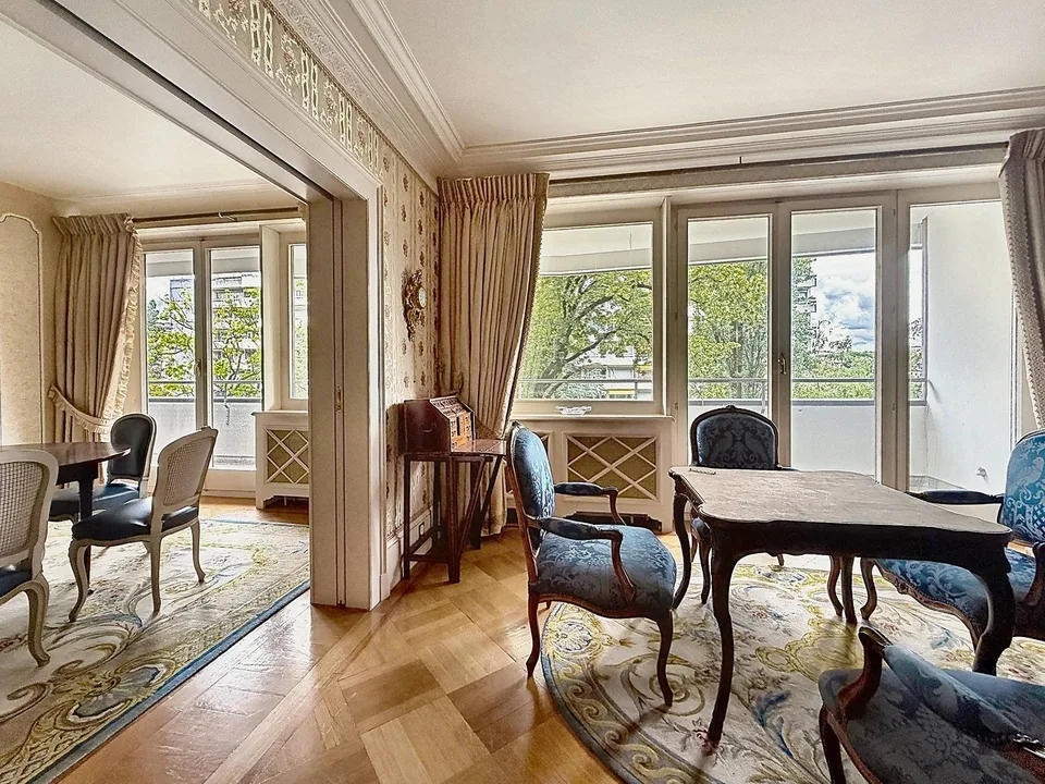 Prächtige 5-Zimmer-Durchgangswohnung in Florissant