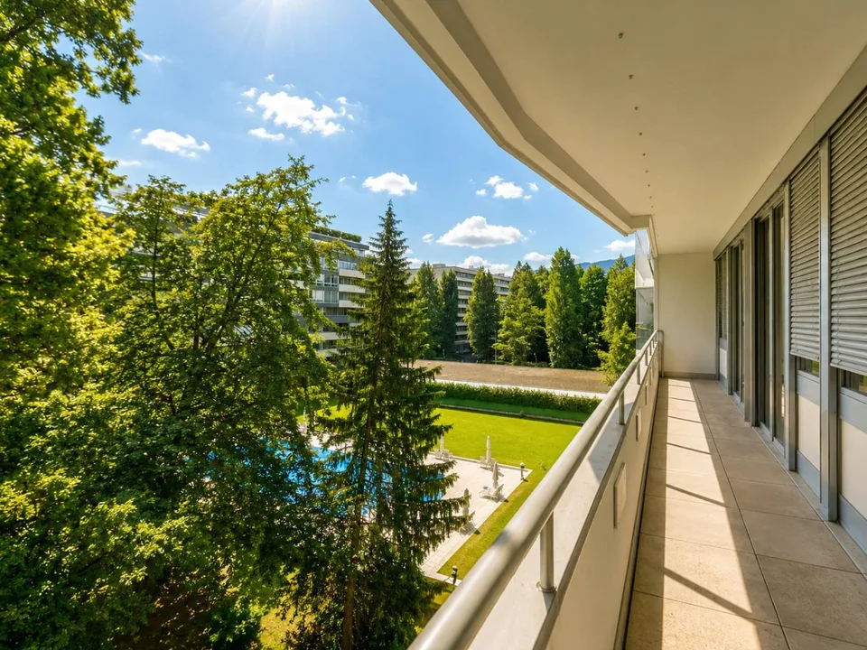Superbe appartement traversant de 5 pièces à Florissant