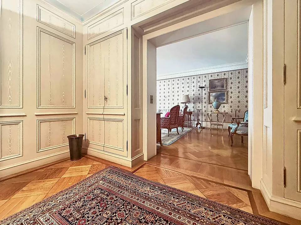 Prächtige 5-Zimmer-Durchgangswohnung in Florissant