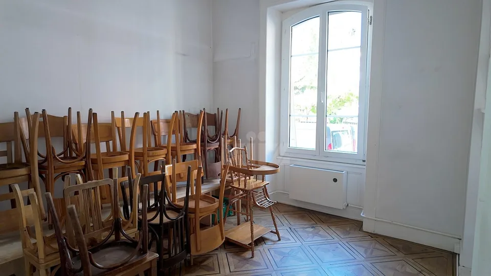Céleste coffee bar, two minutes' walk from the lake – photo 8 of 13