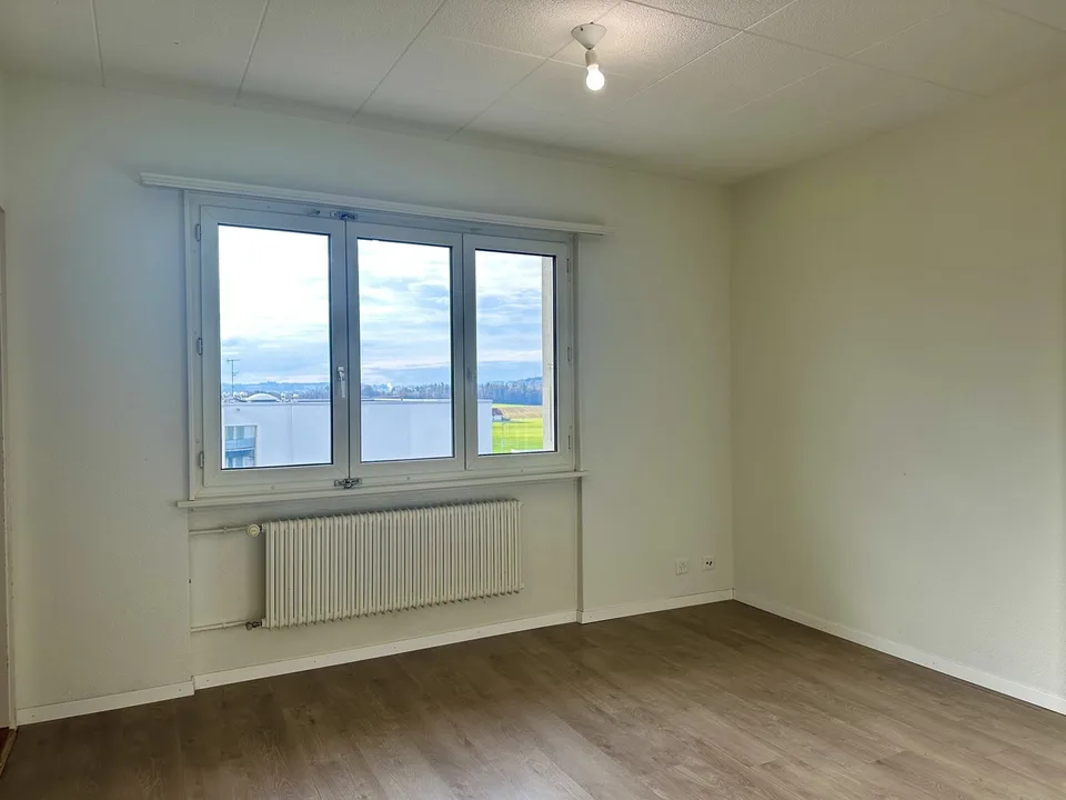Im Zentrum von Marly, 4,5 Zimmer, 96,5 m2, Außenparkplatz