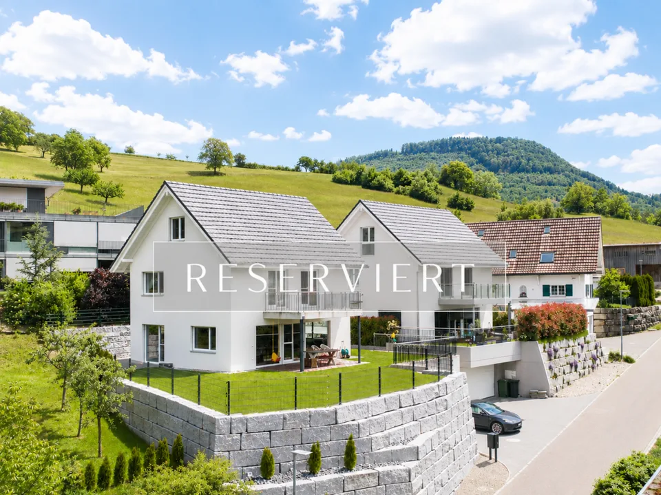 TOP OF ZEIHEN: FAMILIENPARADIES MIT WEITSICHT