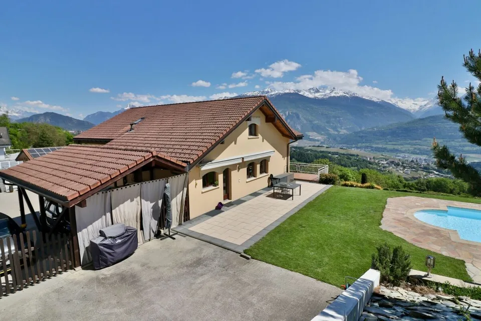 Villa mit Pool in Savièse - Panoramablick – Foto 9 von 13