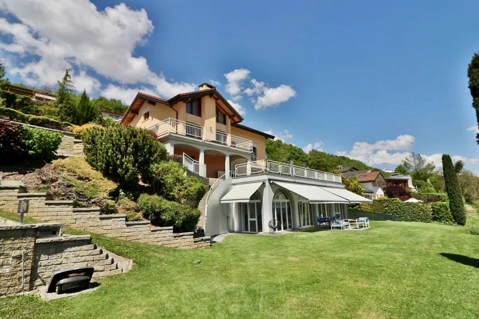Villa mit Pool in Savièse - Panoramablick – Foto 11 von 13