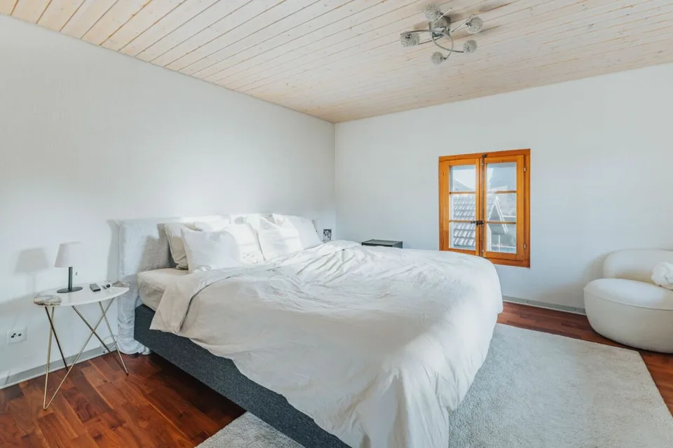 Vivere come in casa propria: 7,5 locali, 180 m2, grande giardino privato & sauna – foto 12 di 25