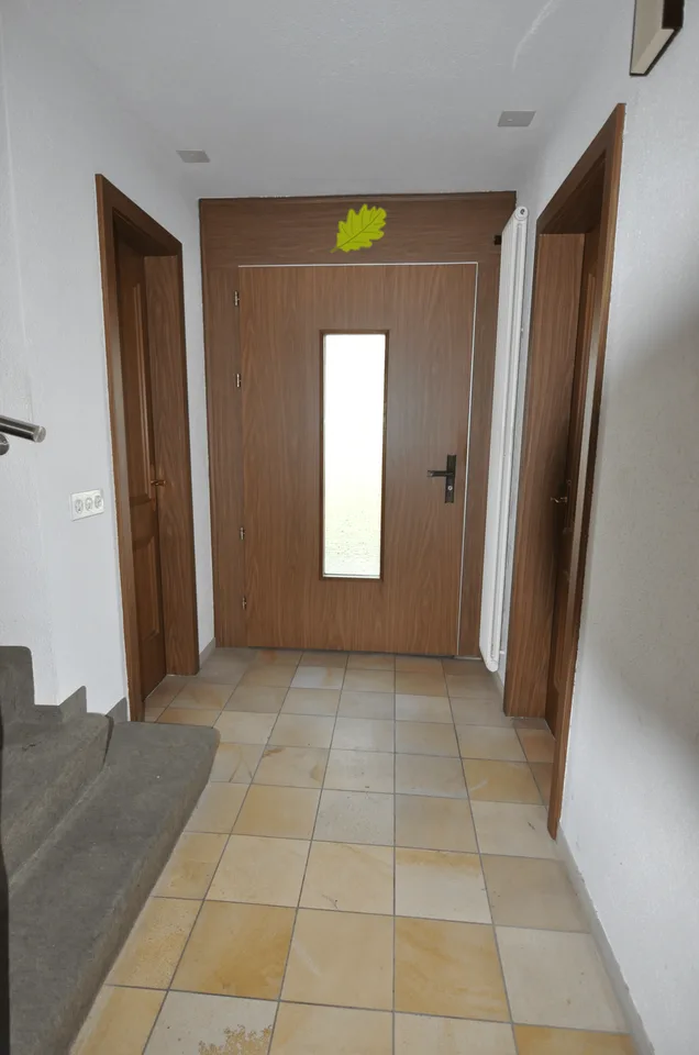 VERKAUFT - 5.5 Zimmer Einfamilienhaus in ruhigem Wohnquartier – Foto 9 von 16