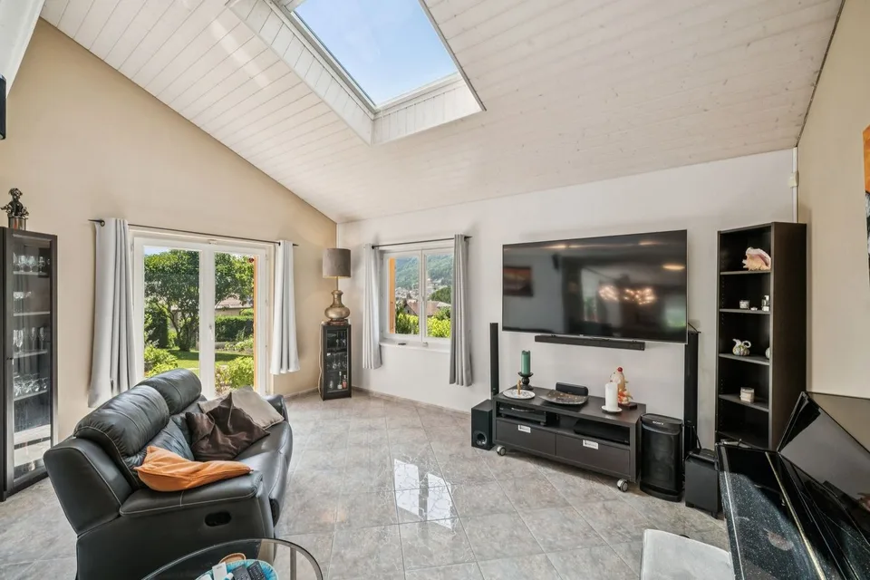Haus in perfektem Zustand mit atemberaubendem Blick auf Vallorbe