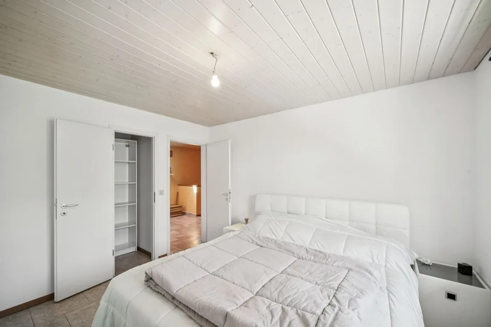 Casa in perfette condizioni con vista mozzafiato su Vallorbe – foto 8 di 26