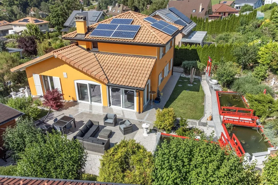 Haus in perfektem Zustand mit atemberaubendem Blick auf Vallorbe