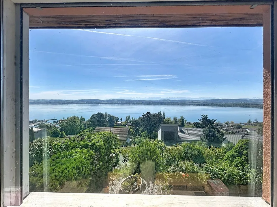 Villa avec vue imprenable sur le lac de Morat