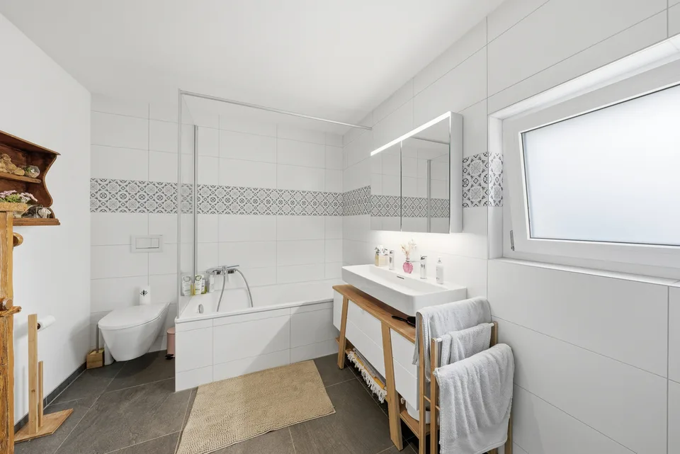 Charmanter 4,5-Zimmer-Triplex in einer renovierten Farm