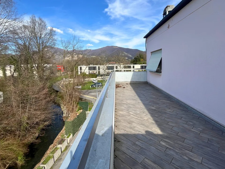 Immeuble commercial avec fonction restaurant et résidentielle – Genestrerio – photo 10 sur 17