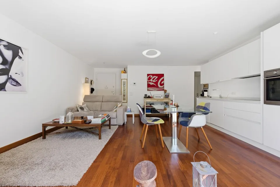 Moderne Wohnung mit grosser Terrasse im Grünen – Foto 6 von 10