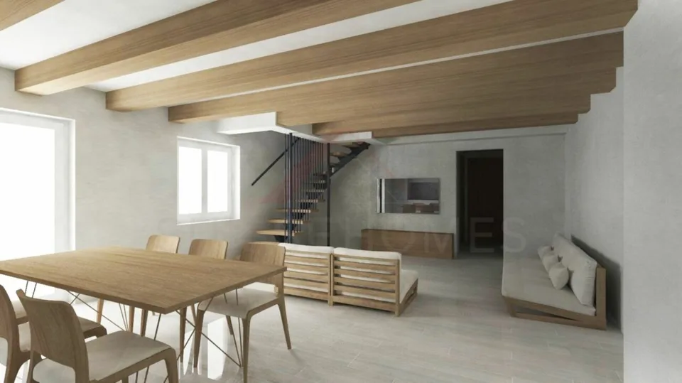 Maison multifamiliale avec 3 appartements rénovés et beau potentiel locatif à Courrendlin