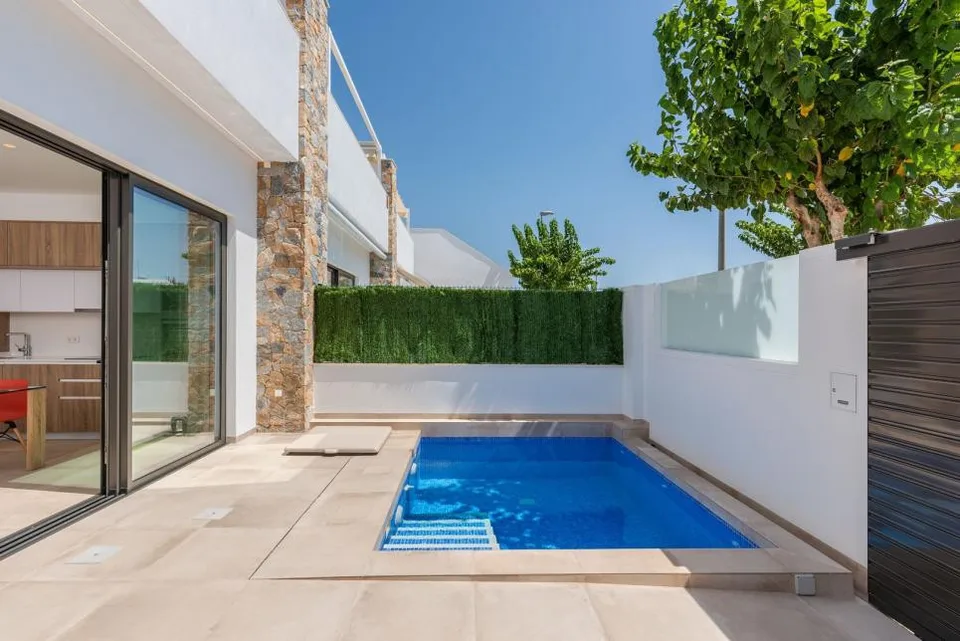 LA TUA VILLA IN SPAGNA A PREZZI BASSI
