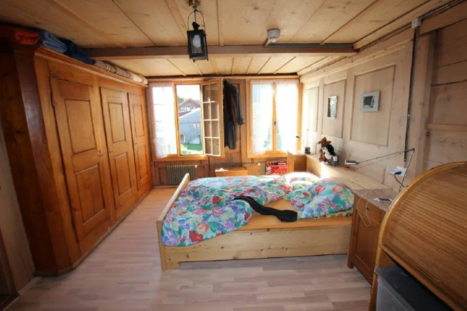 Wohn- & Geschäftshaus mit Bauparzelle 4 Wohnungen / Gewerberäume – Foto 12 von 13