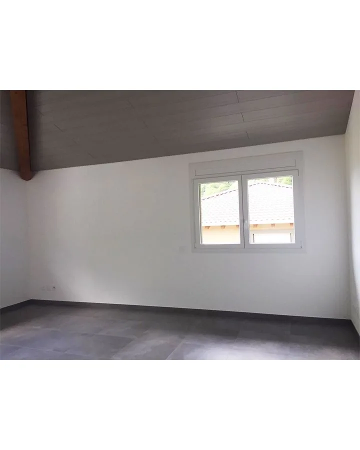 Appartement en attique de 4,5 pièces avec jardin privé, Lumino – photo 10 sur 17