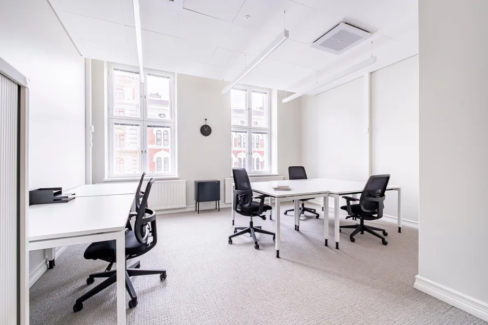 Bureau privé pour 4 dans Regus Main Station