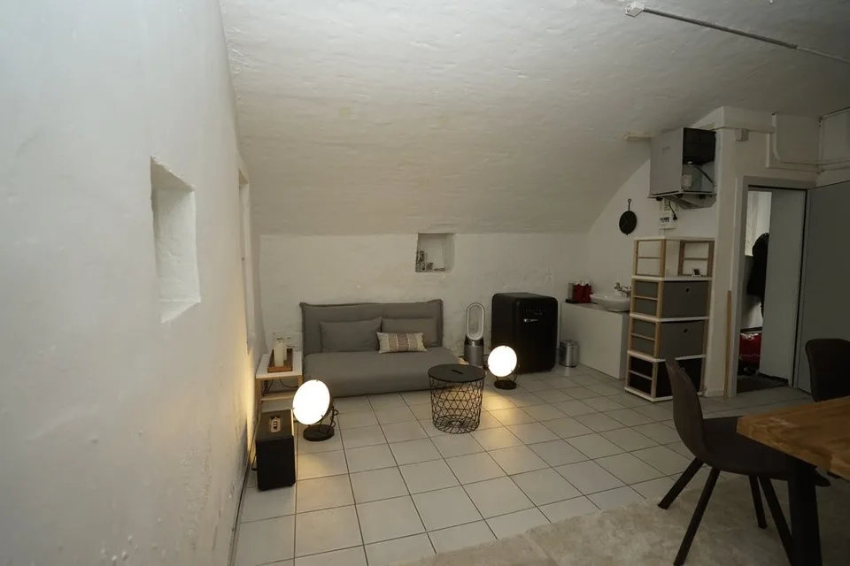 Accogliente cantina a volta nel cuore di Berna - uso polivalente!