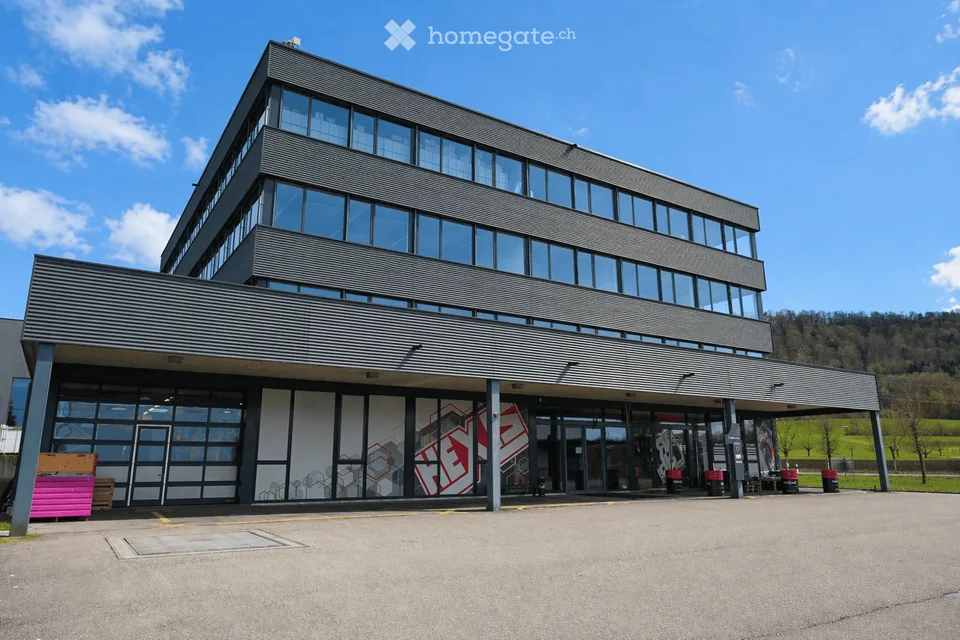 Moderne Gewerbefläche – 775 m² in Birr (AG)