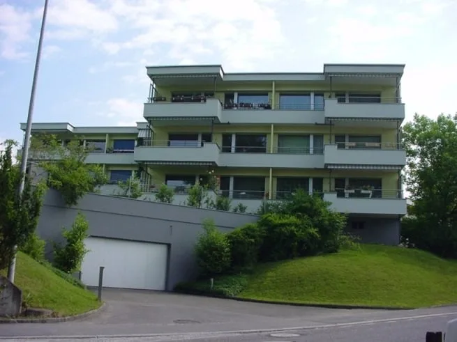Einstellhallenplatz an der Burgmatt